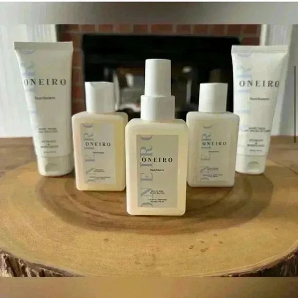 NEW Oneiro Sunchasers Ready Set Go Kit! Skincare 5 Piece Travel Pack w/bag!! - Picture 6 of 10